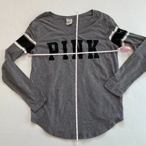 PINK Victoria's Secret Gray Varsity Stripe Logo Long Sleeve V-Neck T-Shirt, M - Picture 7 of 9